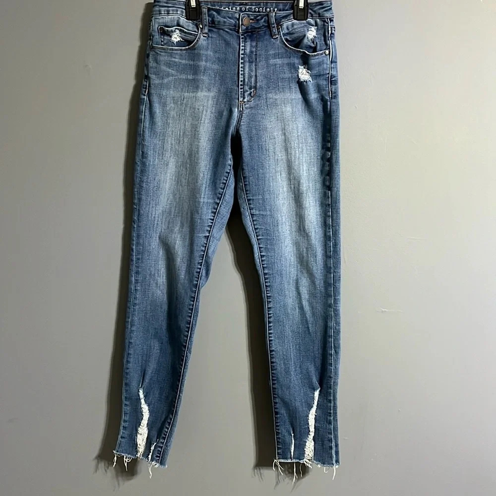 Articles of Society high-rise Raw hem size 28 waist